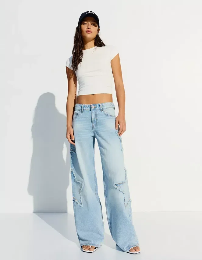 Vaqueros boyfriend de talle bajo con estrellas Vaqueros boyfriend de talle bajo con estrellas