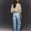 Vaqueros de cintura alta, corte Straight y pierna Wide Leg con bajos remangados – Pantalones Vaqueros de cintura alta, corte Straight y pierna Wide Leg con bajos remangados – Pantalones