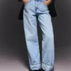 Vaqueros de cintura alta, corte Straight y pierna Wide Leg con bajos remangados – Pantalones Vaqueros de cintura alta, corte Straight y pierna Wide Leg con bajos remangados – Pantalones