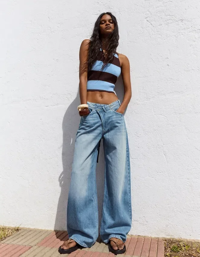 Vaqueros de cintura alta y pierna Wide Leg con cruz en la cintura – Pantalones Vaqueros de cintura alta y pierna Wide Leg con cruz en la cintura – Pantalones