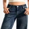 Vaqueros de talle bajo y corte Straight – Pantalones Vaqueros de talle bajo y corte Straight – Pantalones