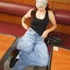 Vaqueros de talle bajo y pierna Wide Leg con botones en la parte delantera Vaqueros de talle bajo y pierna Wide Leg con botones en la parte delantera