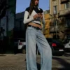 Vaqueros de tiro bajo y pierna ancha – Pantalones Vaqueros de tiro bajo y pierna ancha – Pantalones