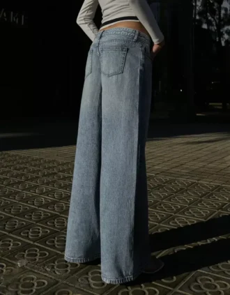 Vaqueros de tiro bajo y pierna ancha – Pantalones