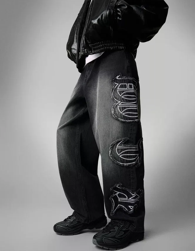 Vaqueros holgados con parche – Vaqueros – Hombre Vaqueros holgados con parche – Vaqueros – Hombre