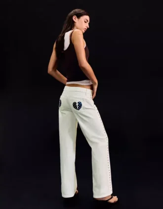 Vaqueros holgados de talle bajo con tachuelas – Pantalones