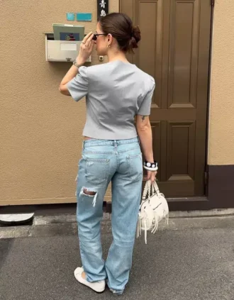 Vaqueros rasgados de talle bajo y corte Straight