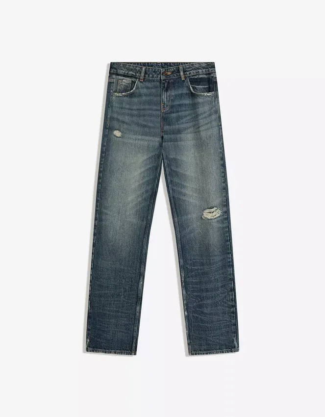 Vaqueros rasgados de talle bajo y corte Straight Vaqueros rasgados de talle bajo y corte Straight