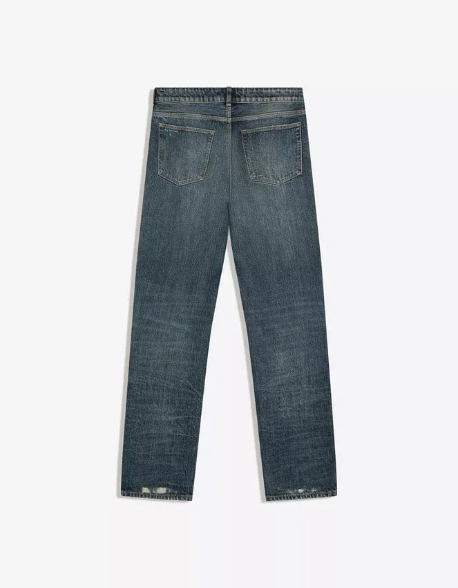Vaqueros rasgados de talle bajo y corte Straight Vaqueros rasgados de talle bajo y corte Straight