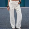 Vaqueros rectos de cintura alta y pierna Wide Leg – Pantalones – Mujer Vaqueros rectos de cintura alta y pierna Wide Leg – Pantalones – Mujer