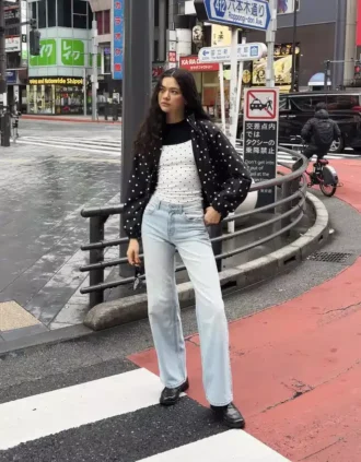 Vaqueros rectos de talle alto y pierna Wide Leg – Pantalones
