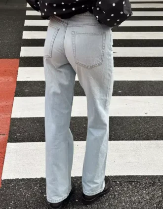 Vaqueros rectos de talle alto y pierna Wide Leg – Pantalones