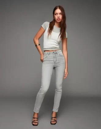 Vaqueros Skinny de talle alto y tejido suave – Pantalones