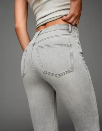Vaqueros Skinny de talle alto y tejido suave – Pantalones