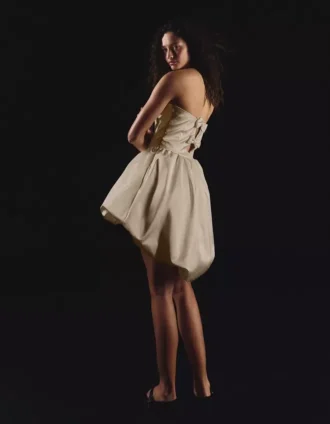 Vestido bustier de satén