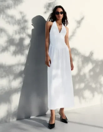 Vestido largo de popelín con cuello halter Vestido largo de popelín con cuello halter