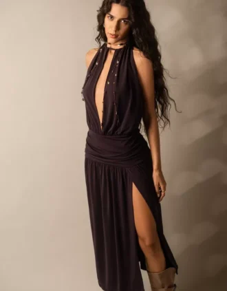 Vestido midi con cuello halter
