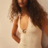 Vestido midi con cuello halter Vestido midi con cuello halter