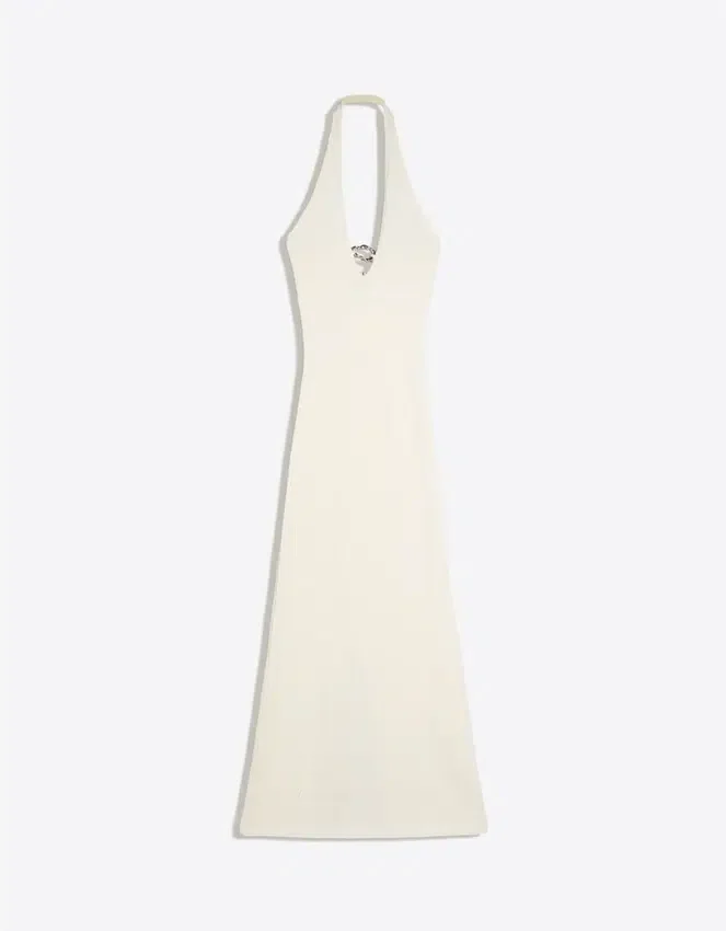 Vestido midi con cuello halter Vestido midi con cuello halter
