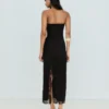 Vestido midi rústico tipo bandeau Vestido midi rústico tipo bandeau