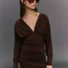 Vestido mini con fruncidos – Vestidos y monos