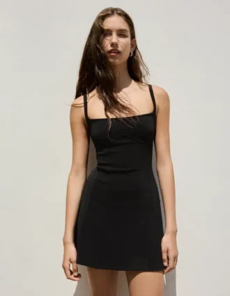 Vestido mini con tirantes tipo corsé