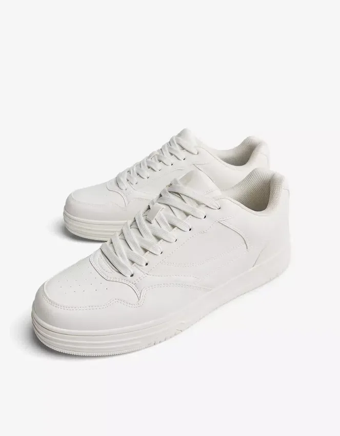 Zapatillas básicas de calle Zapatillas básicas de calle