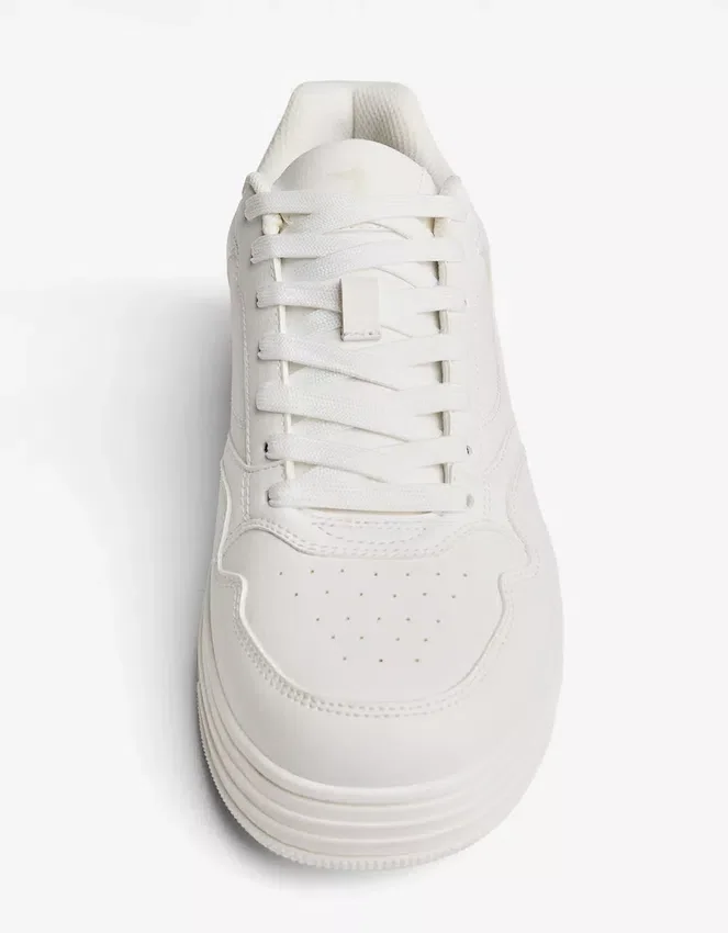 Zapatillas básicas de calle Zapatillas básicas de calle
