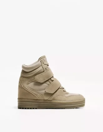 Zapatillas de caña alta con cuña interior – Zapatos