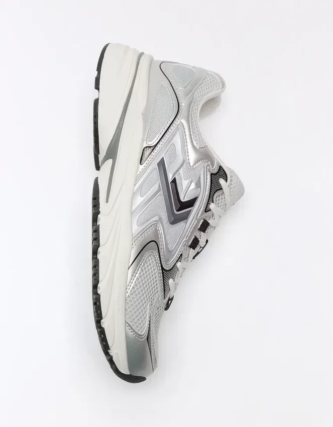 Zapatillas de varias piezas – Zapatillas Zapatillas de varias piezas – Zapatillas