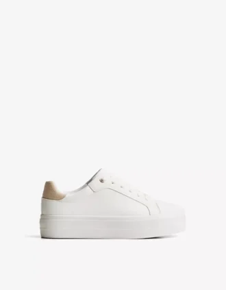 Zapatillas deportivas con contraste