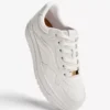Zapatillas deportivas con suela gruesa