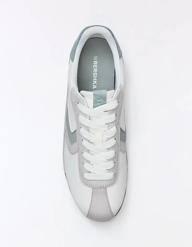 Zapatillas retro con suela fina Zapatillas retro con suela fina