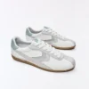 Zapatillas retro con suela fina Zapatillas retro con suela fina