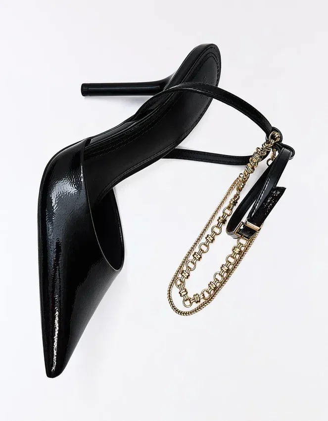 Zapatos de tacón alto con detalle de cadena – Zapatos de tacón Zapatos de tacón alto con detalle de cadena – Zapatos de tacón