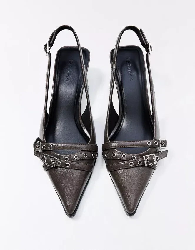 Zapatos de tacón bajo con hebilla y talón abierto – Zapatos de tacón Zapatos de tacón bajo con hebilla y talón abierto – Zapatos de tacón