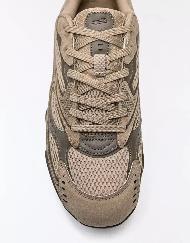Zapatos deportivos de suela fina Zapatos deportivos de suela fina
