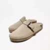 Zuecos con detalle de hebilla – Zapatos